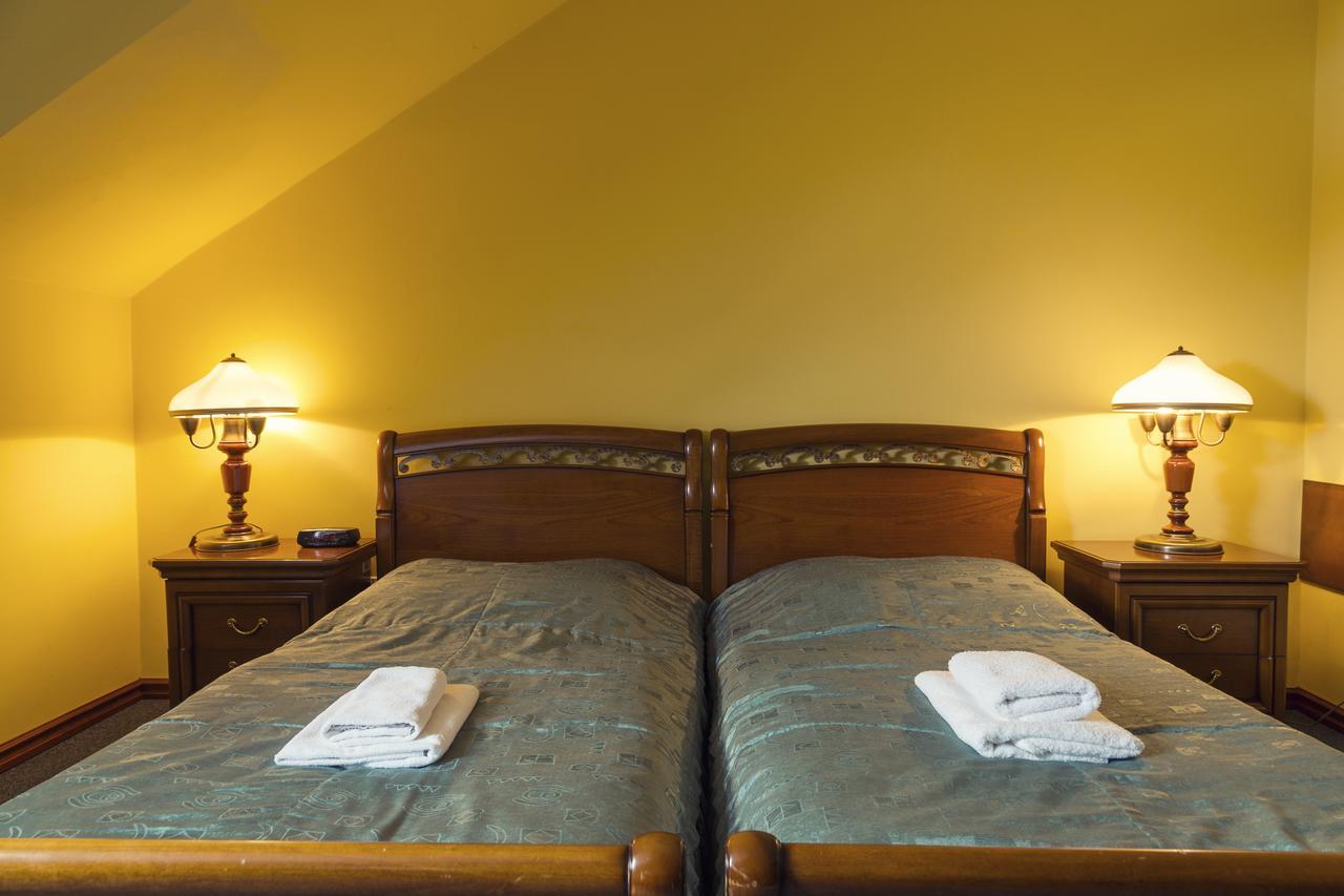 Wellness Hotel Kastiel Jaslovske Bohunice Экстерьер фото