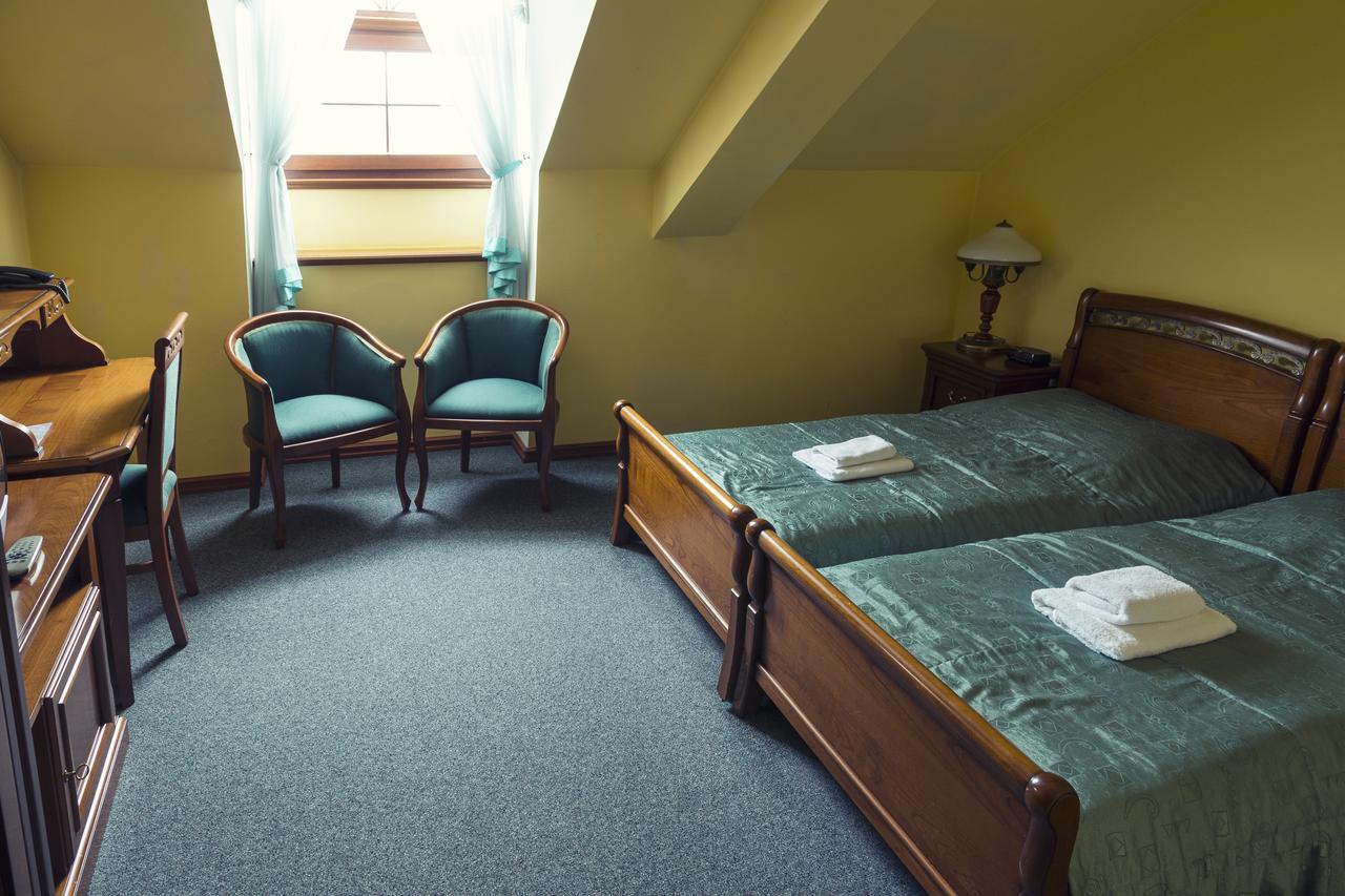 Wellness Hotel Kastiel Jaslovske Bohunice Экстерьер фото